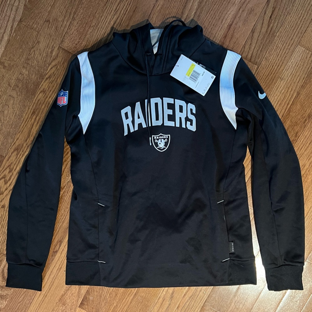 Raiders Nike women’s size small sweatshirt NEW
